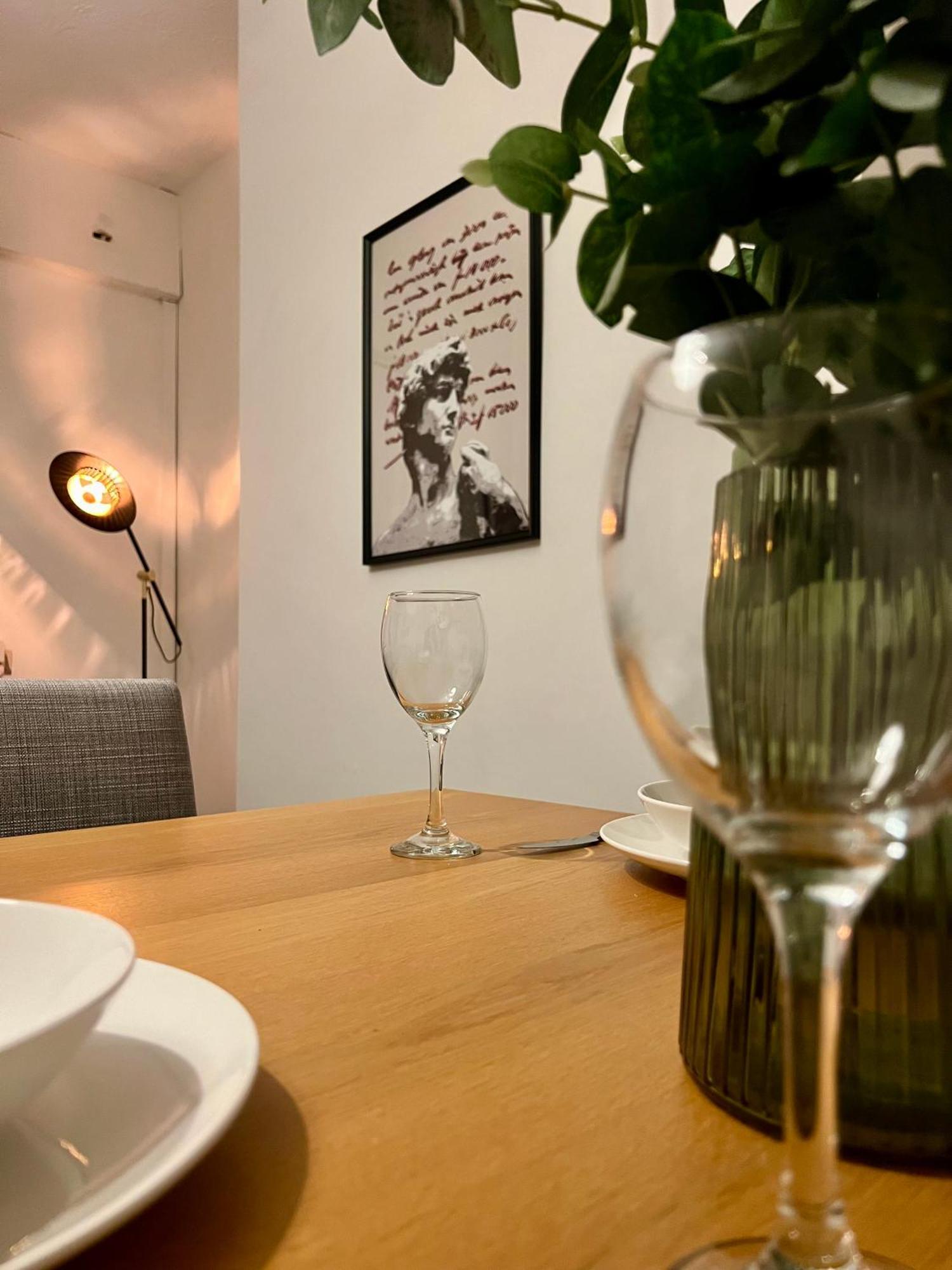 Spacious 3-Bedroom Family Home In Ince Bagian luar foto